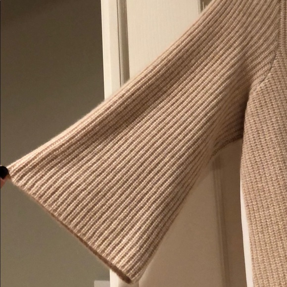 Design History Cashmere Sweater - Picture 3 of 5